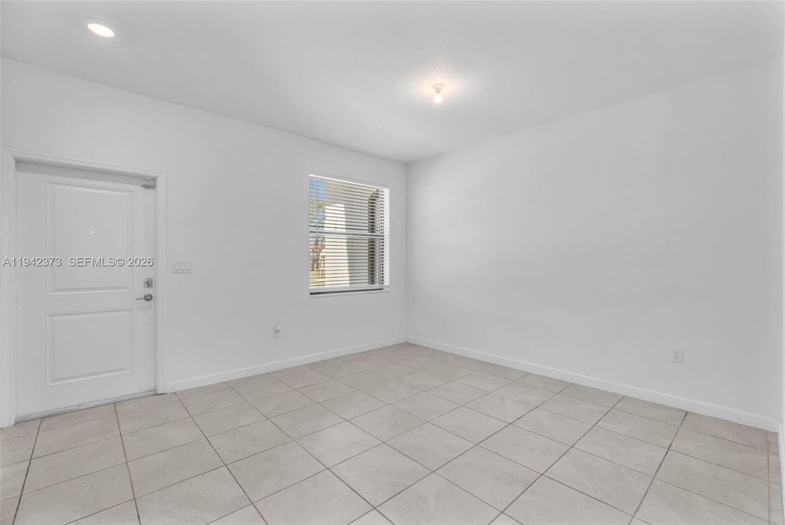 11869 SW 246th Ter photo 9
