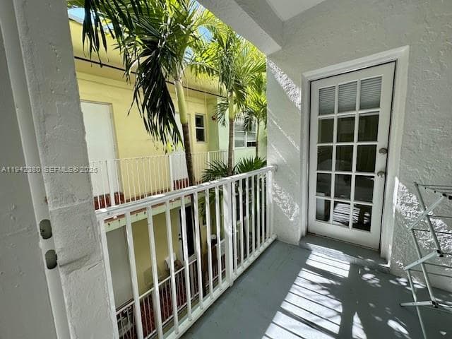 FRIENDLY CORNER CONDO · #940D in Miami Beach - Photo 23