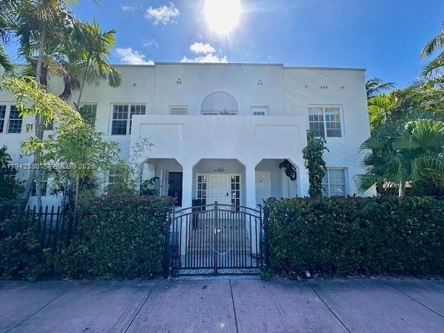 FRIENDLY CORNER CONDO · #940D in Miami Beach - Photo 6