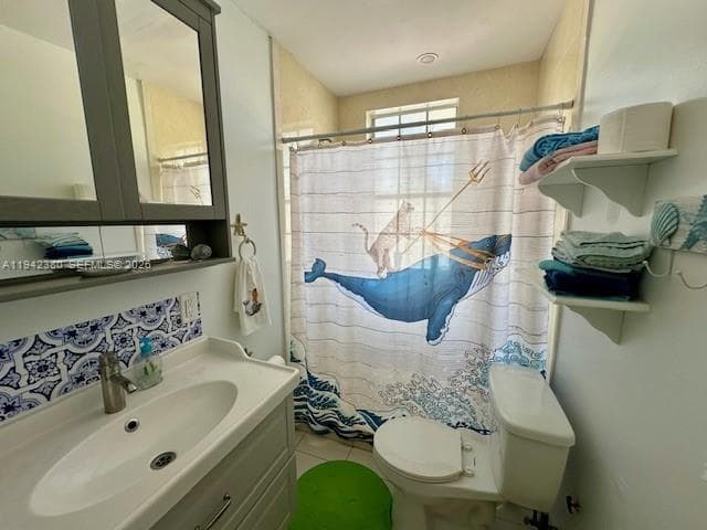 FRIENDLY CORNER CONDO · #940D in Miami Beach - Photo 15