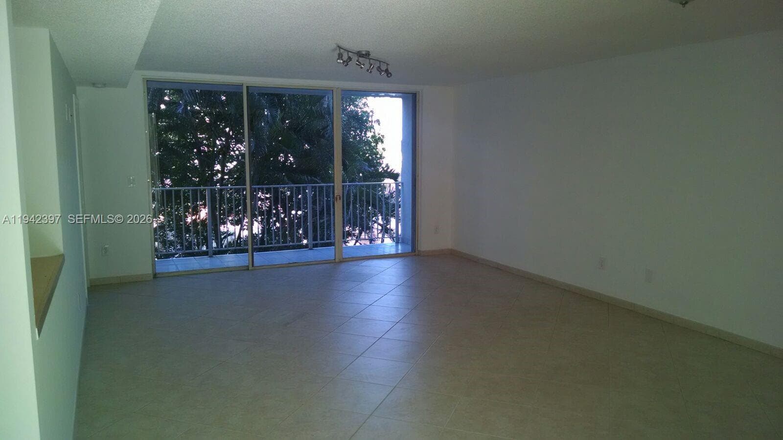 INTRACOASTAL POINT CONDO · #201 in North Miami Beach - Photo 7