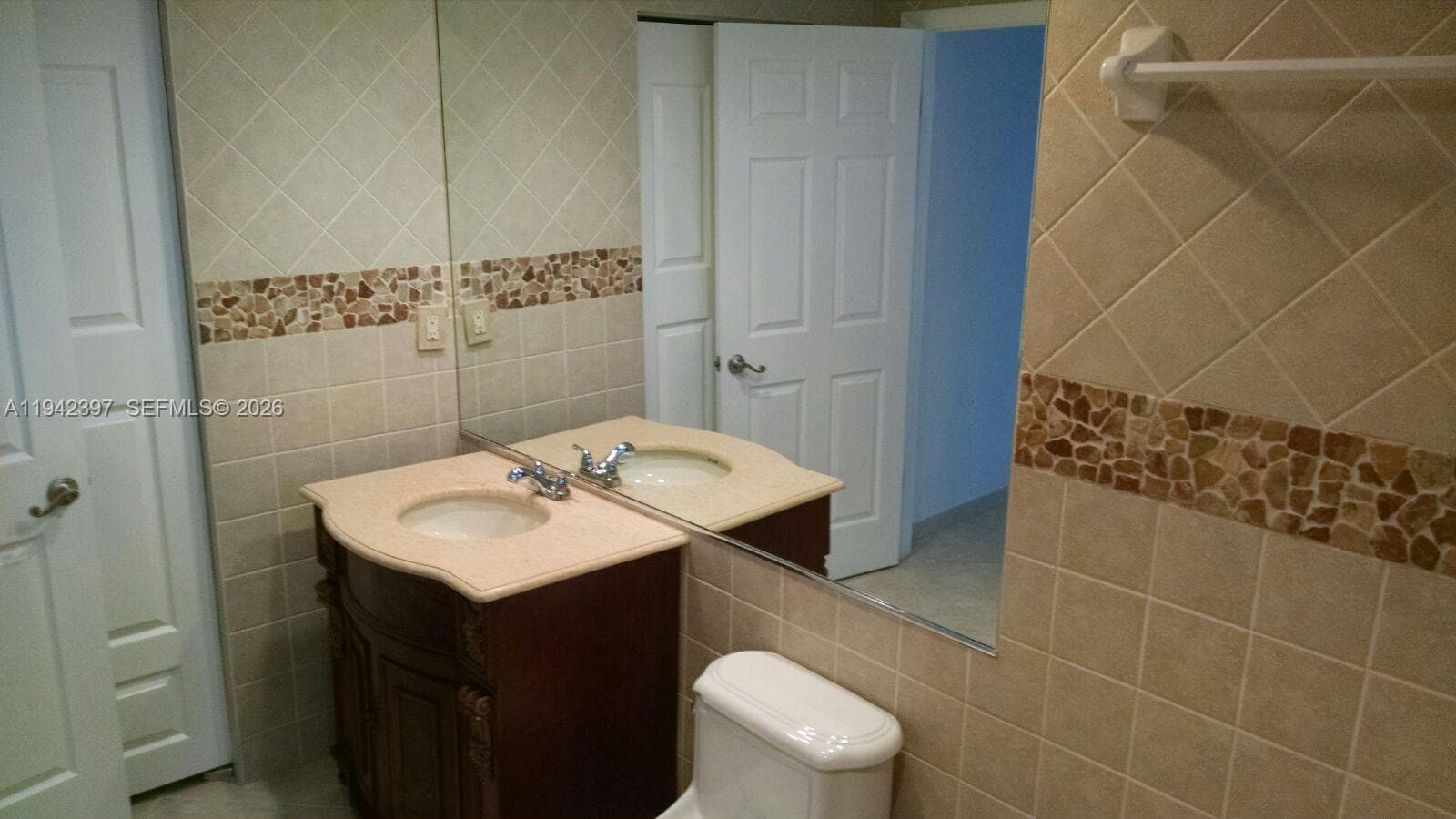 INTRACOASTAL POINT CONDO · #201 in North Miami Beach - Photo 15