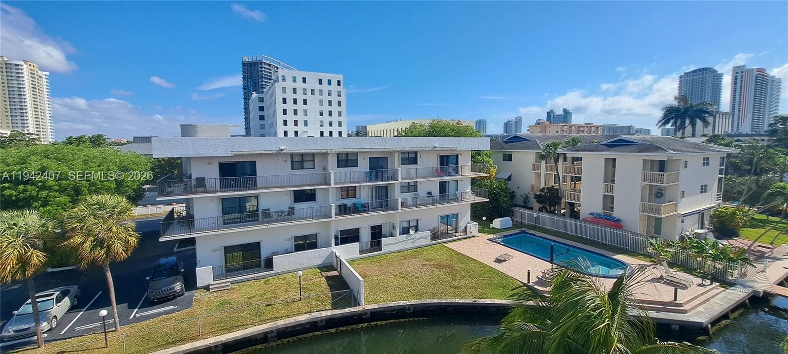 GOLDEN ISLES LAKES CONDO · #2A in Hallandale Beach - Photo 9
