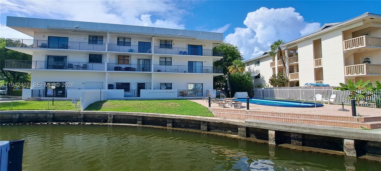 GOLDEN ISLES LAKES CONDO · #2A in Hallandale Beach - Photo 10