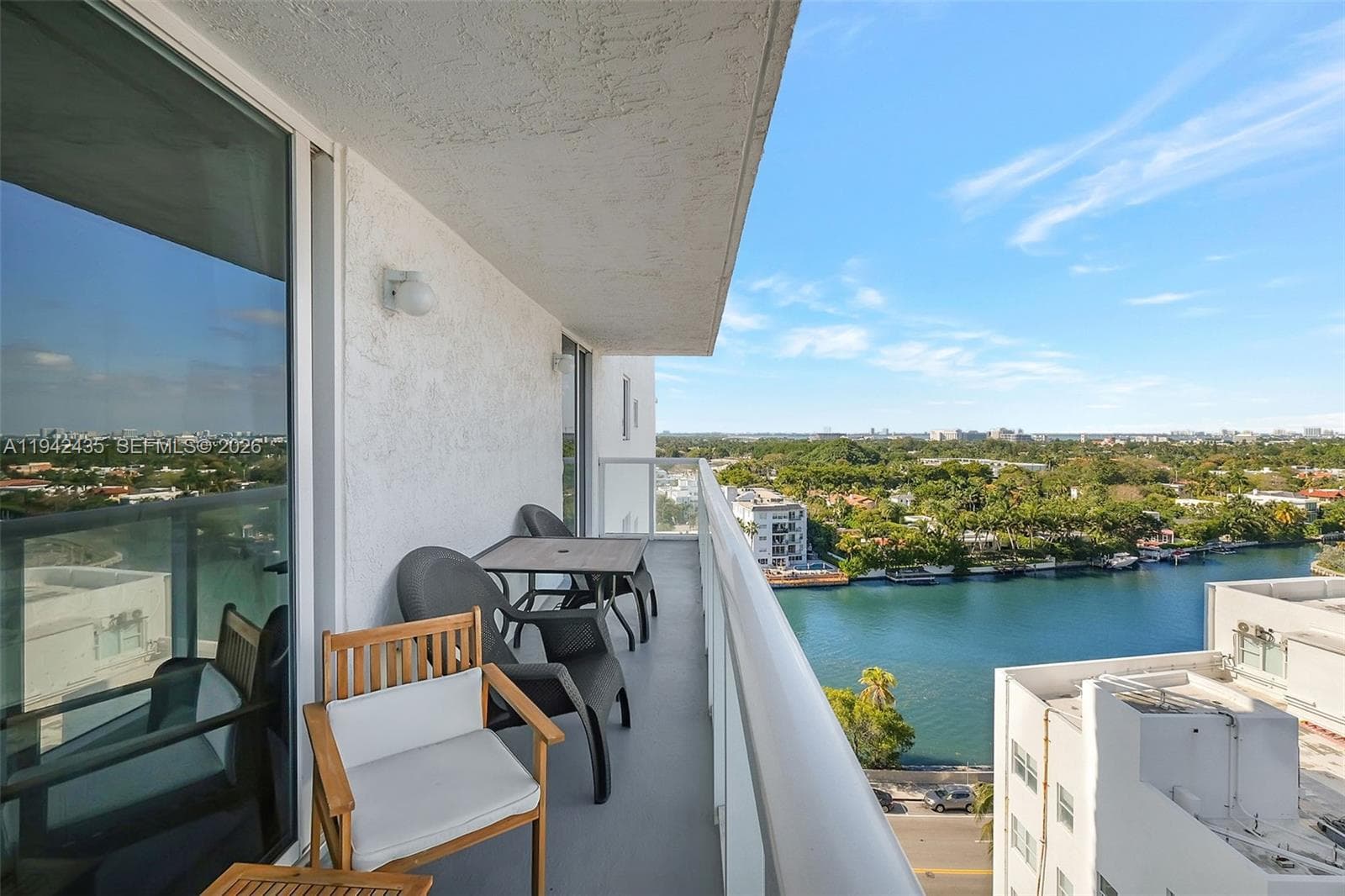 THE ROYAL CLUB CONDO · #1402 in Miami Beach - Photo 16