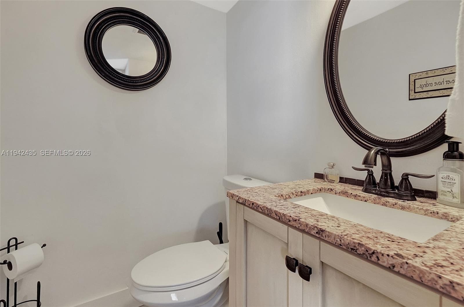 THE ROYAL CLUB CONDO · #1402 in Miami Beach - Photo 10