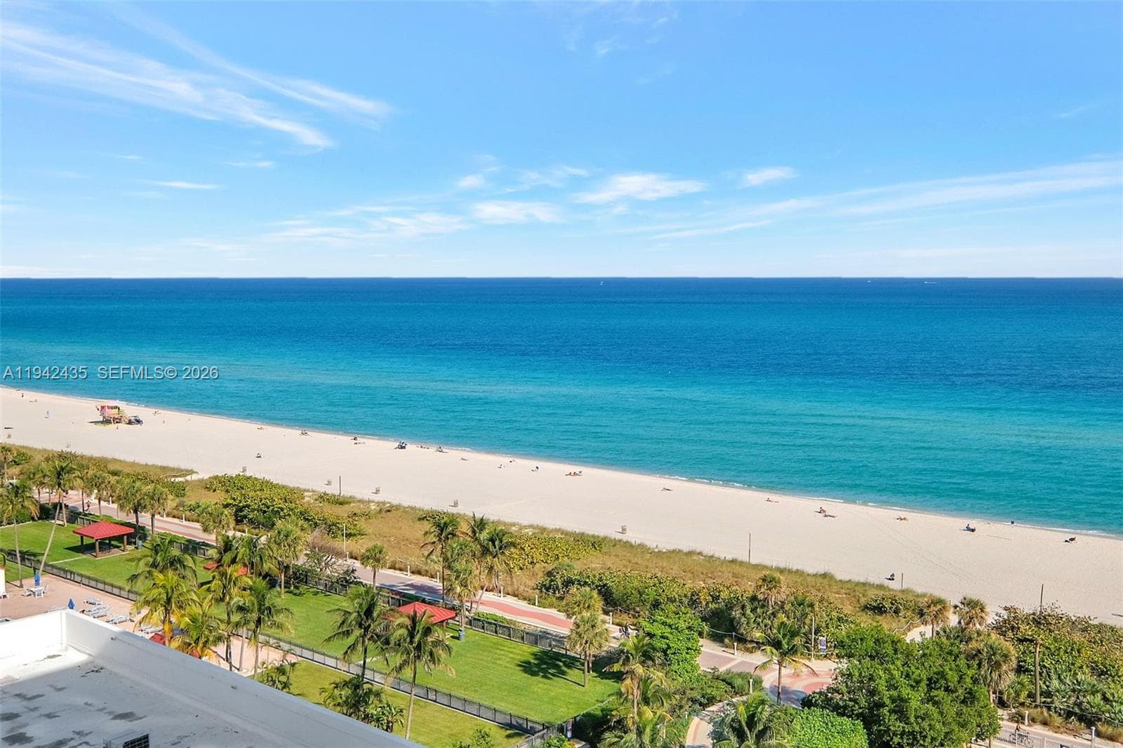 THE ROYAL CLUB CONDO · #1402 in Miami Beach - Photo 14