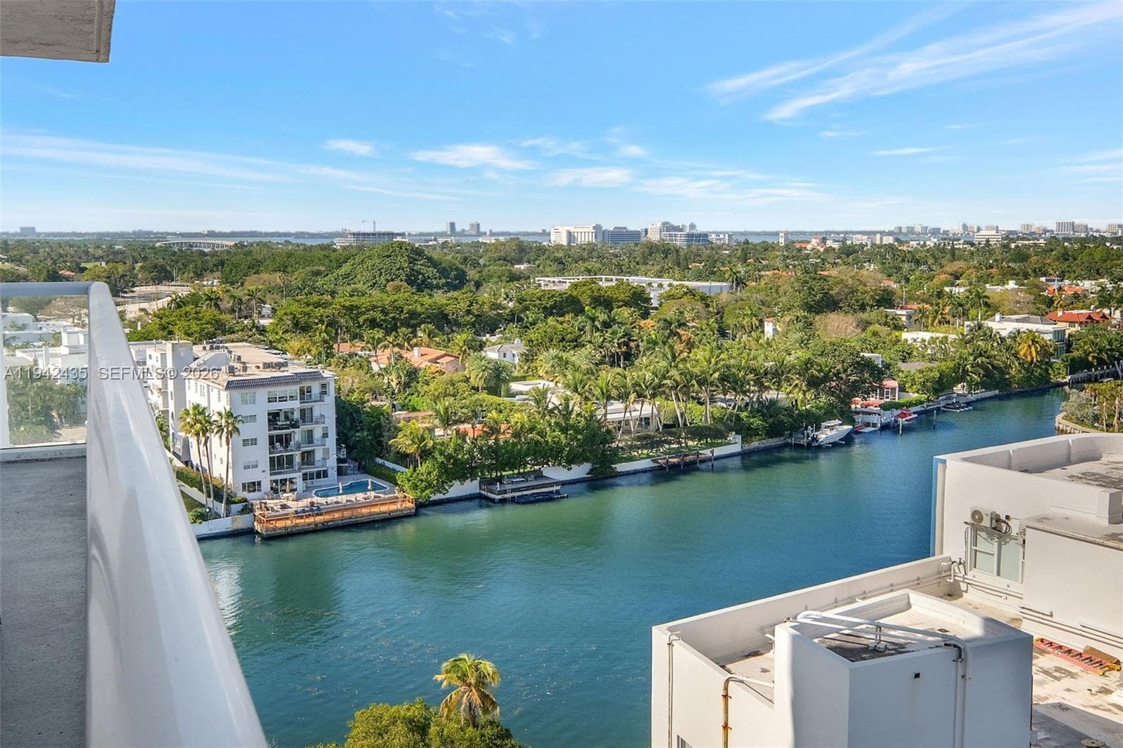 THE ROYAL CLUB CONDO · #1402 in Miami Beach - Photo 15