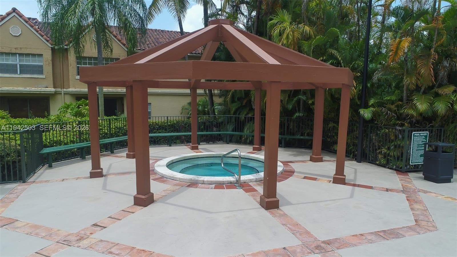 LA HACIENDA COUNTRY CLUB · #P in Hialeah - Photo 25