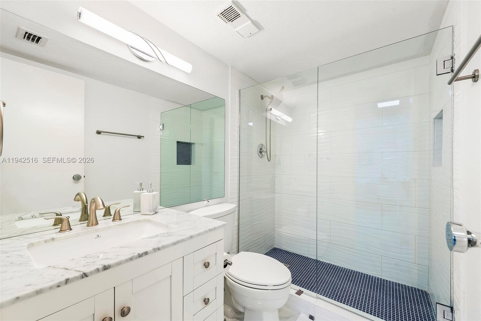 THE RIVIERA CONDO · #1007 in Miami Beach - Photo 12