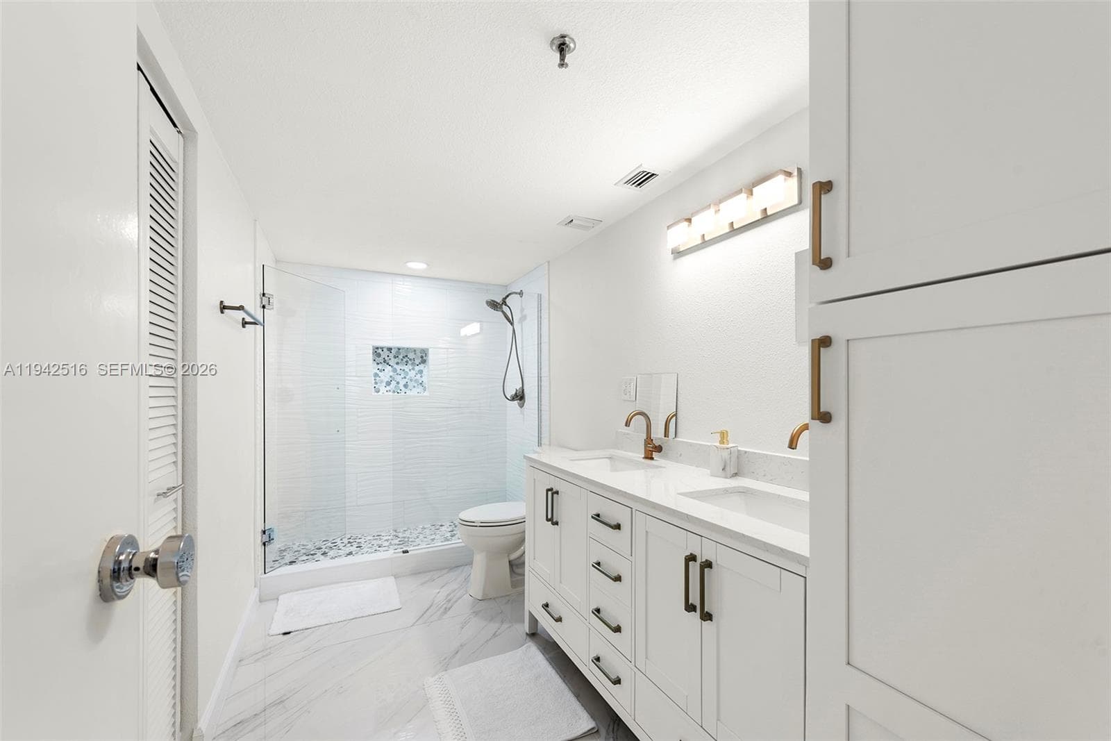 THE RIVIERA CONDO · #1007 in Miami Beach - Photo 15