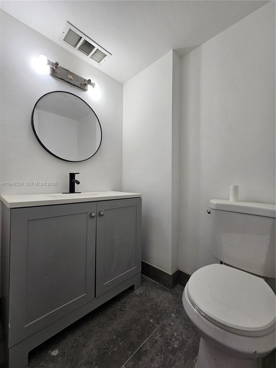 EDEN ISLES CONDO # 4 · #402 in North Miami Beach - Photo 14
