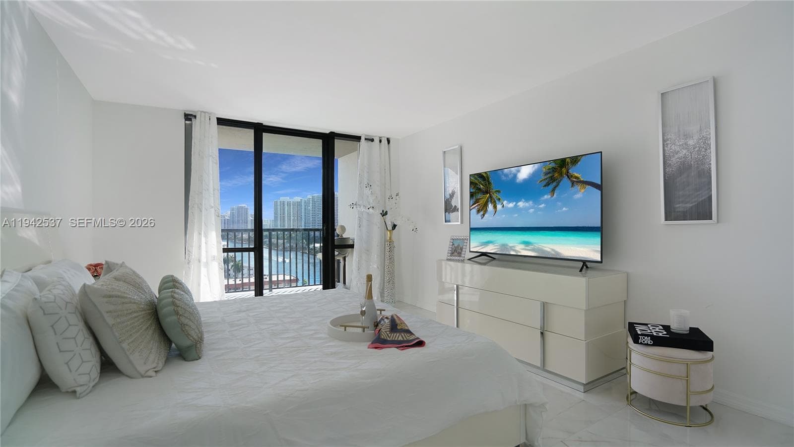 Avant Garde · #1206 in Hallandale Beach - Photo 22