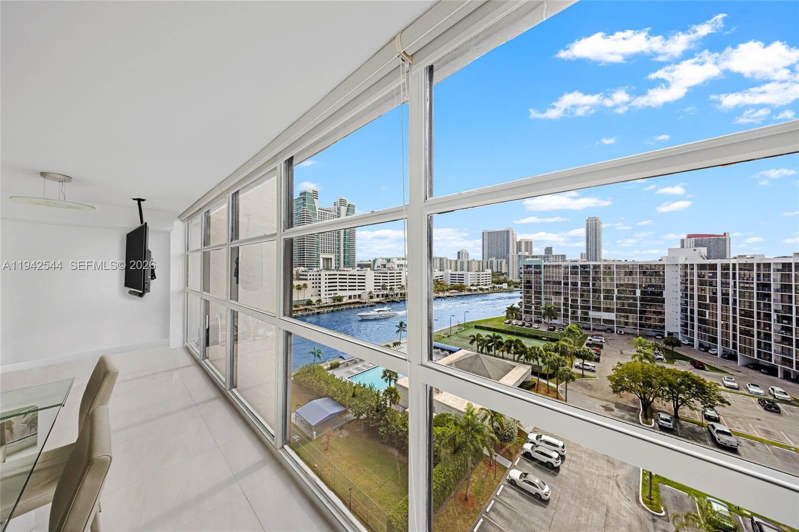 Towers of Oceanview South · #1114 in Hallandale Beach - Photo 6