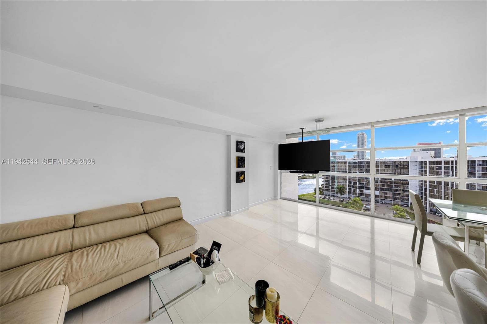 Towers of Oceanview South · #1114 in Hallandale Beach - Photo 5