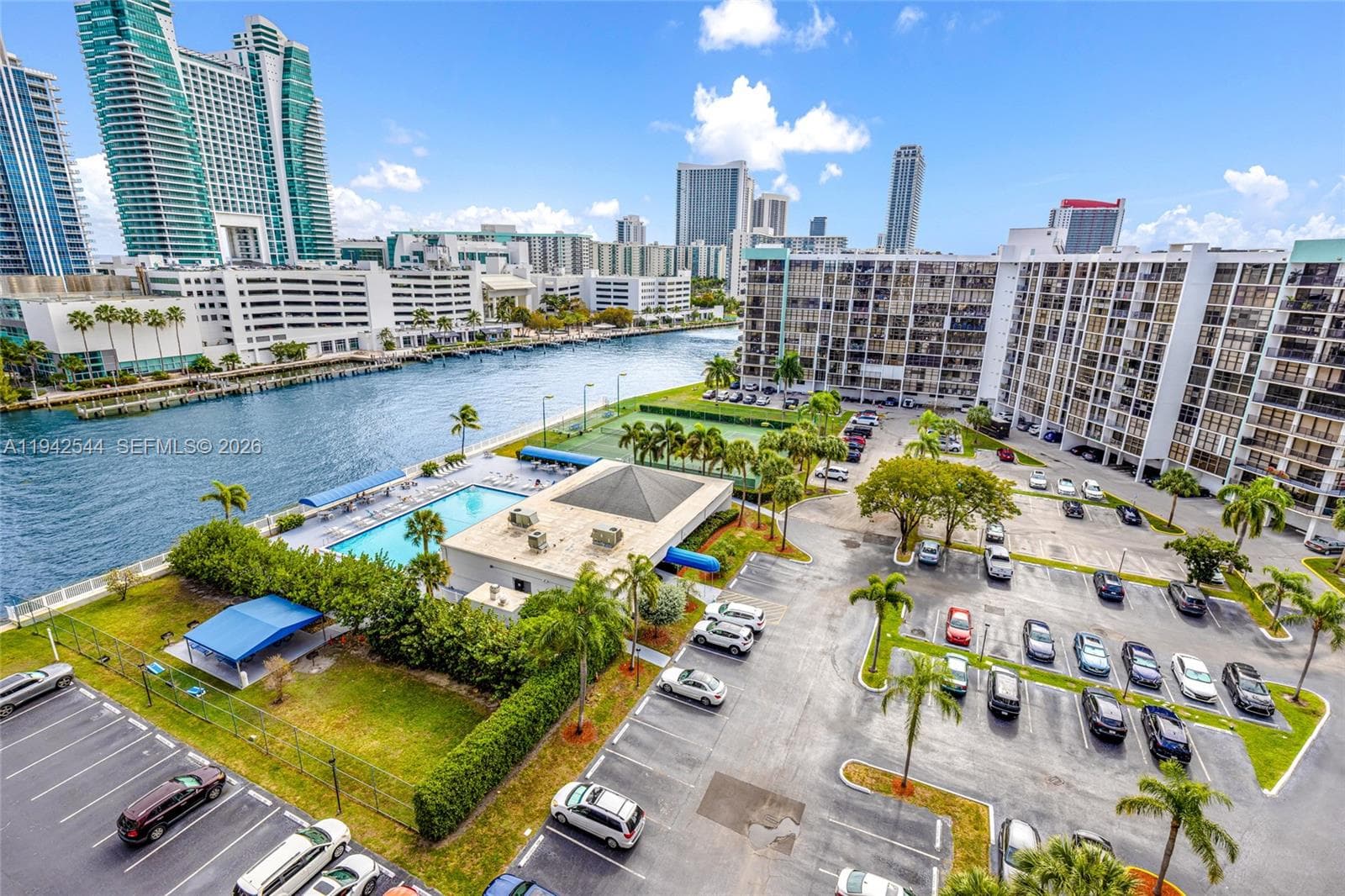 Towers of Oceanview South · #1114 in Hallandale Beach - Photo 30