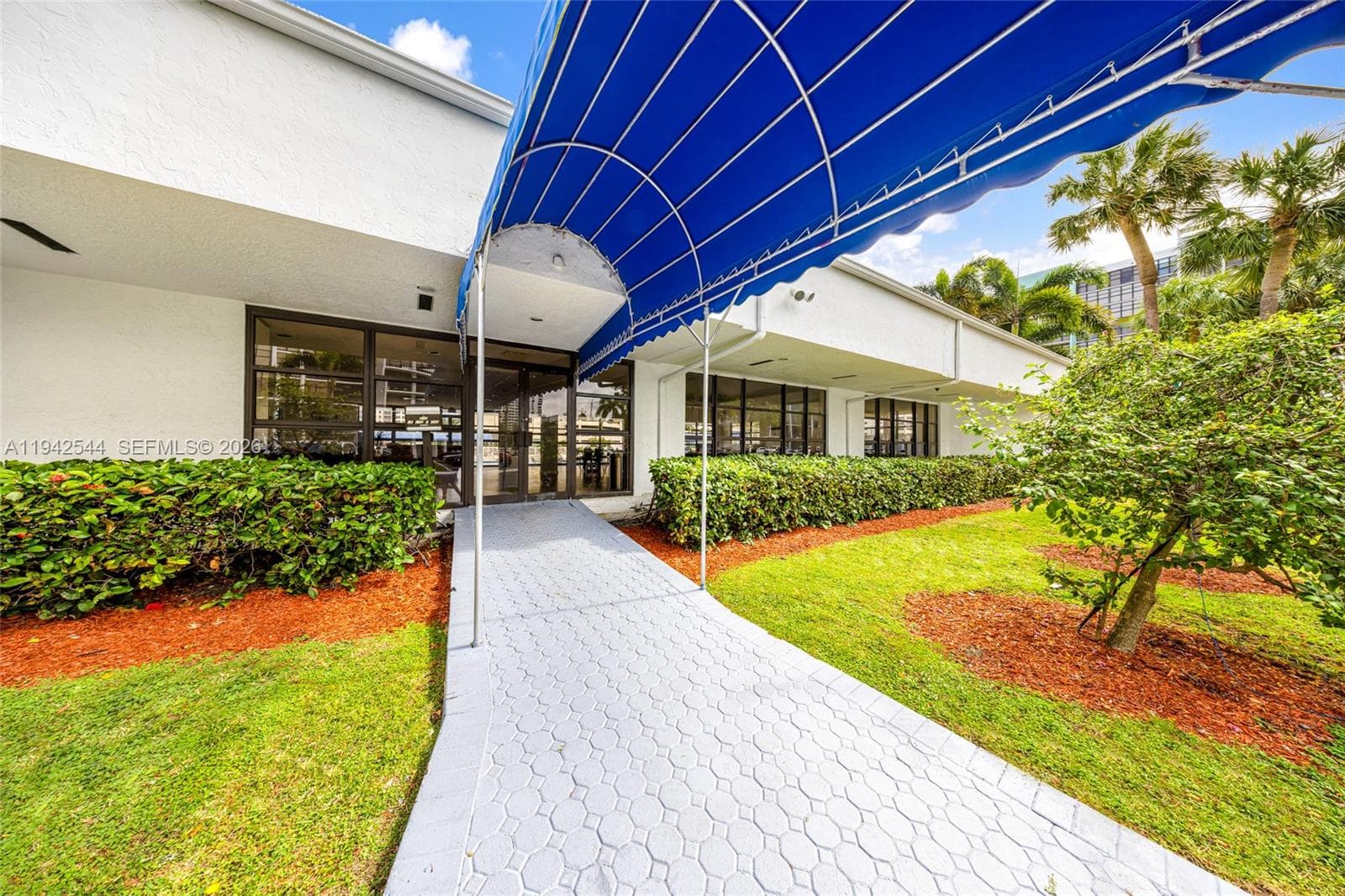 Towers of Oceanview South · #1114 in Hallandale Beach - Photo 61