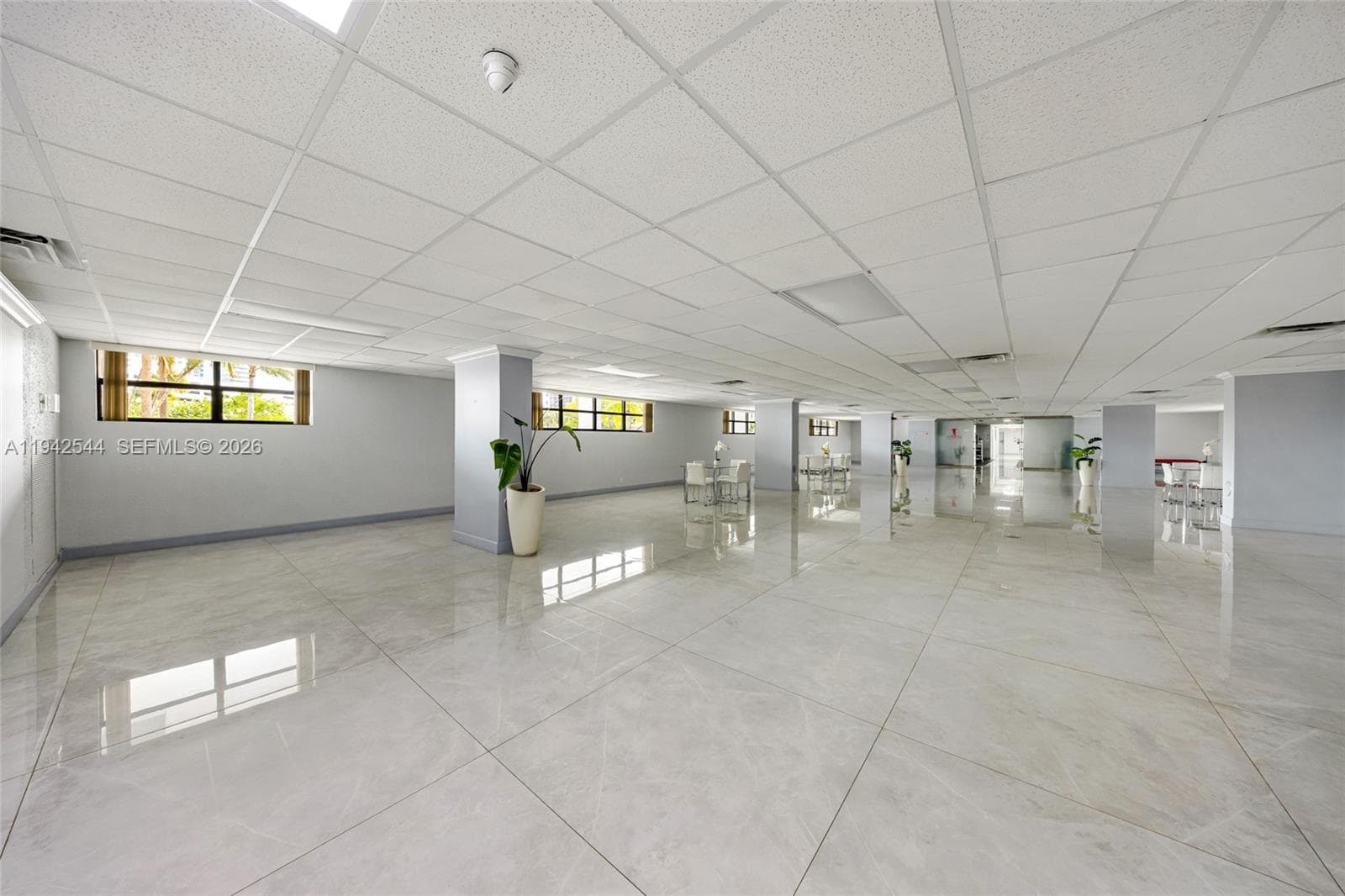 Towers of Oceanview South · #1114 in Hallandale Beach - Photo 38