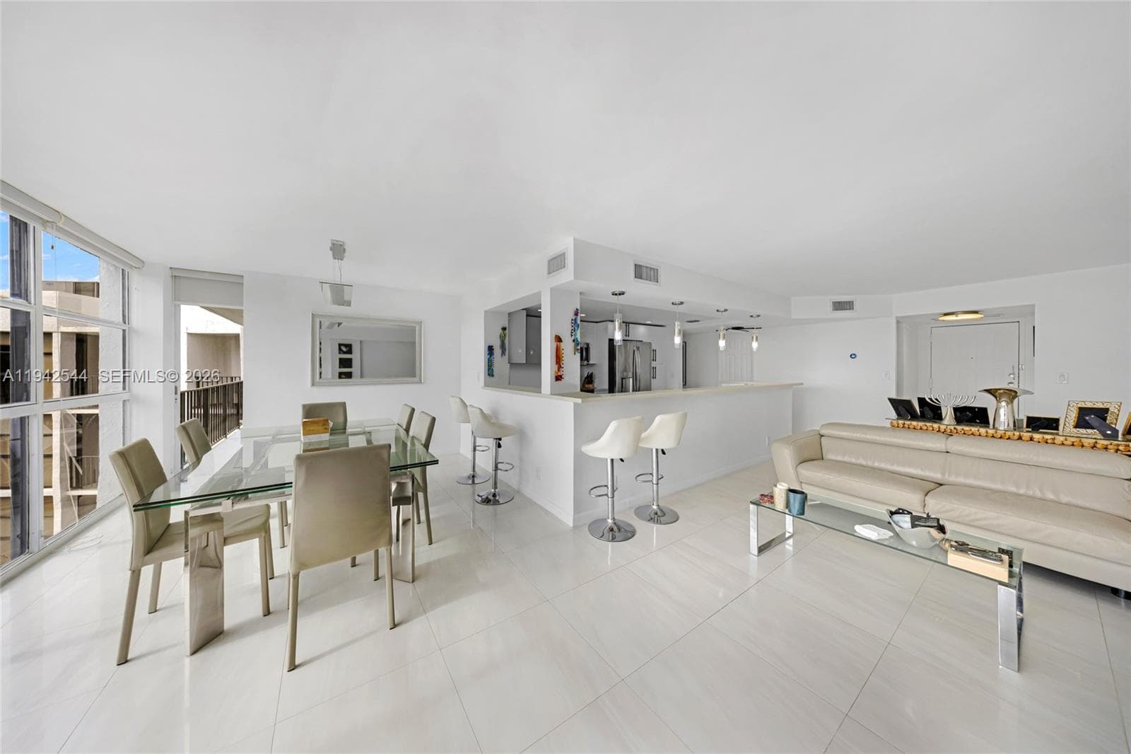 Towers of Oceanview South · #1114 in Hallandale Beach - Photo 10
