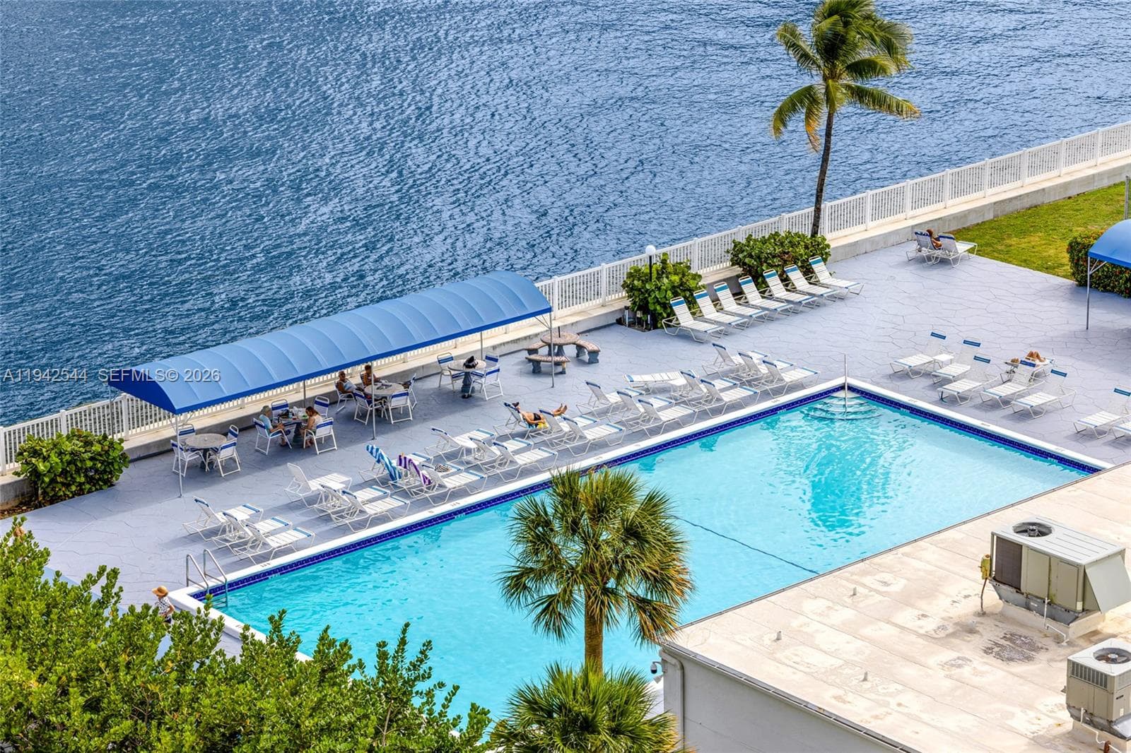 Towers of Oceanview South · #1114 in Hallandale Beach - Photo 31