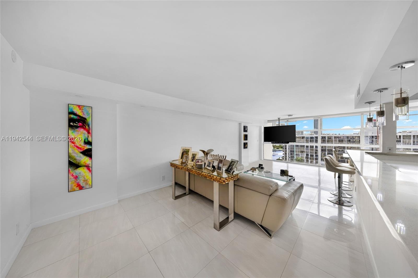 Towers of Oceanview South · #1114 in Hallandale Beach - Photo 4