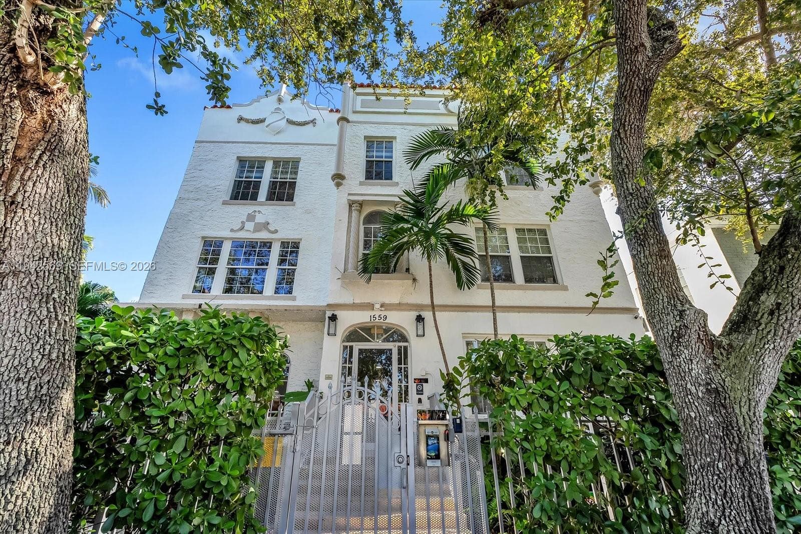LINCOLN VIEW CONDO · #301 in Miami Beach - Photo 15
