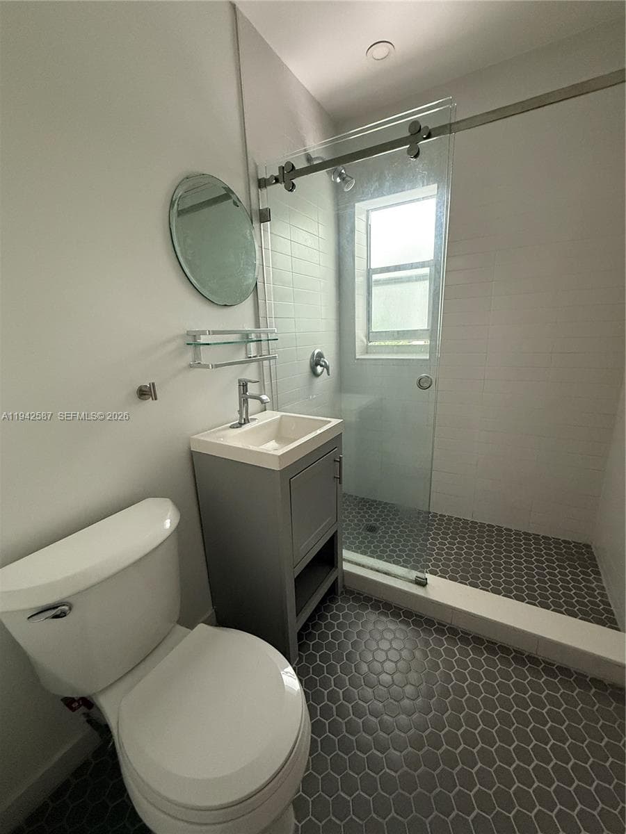 LENOX MANOR · #1 in Miami Beach - Photo 9