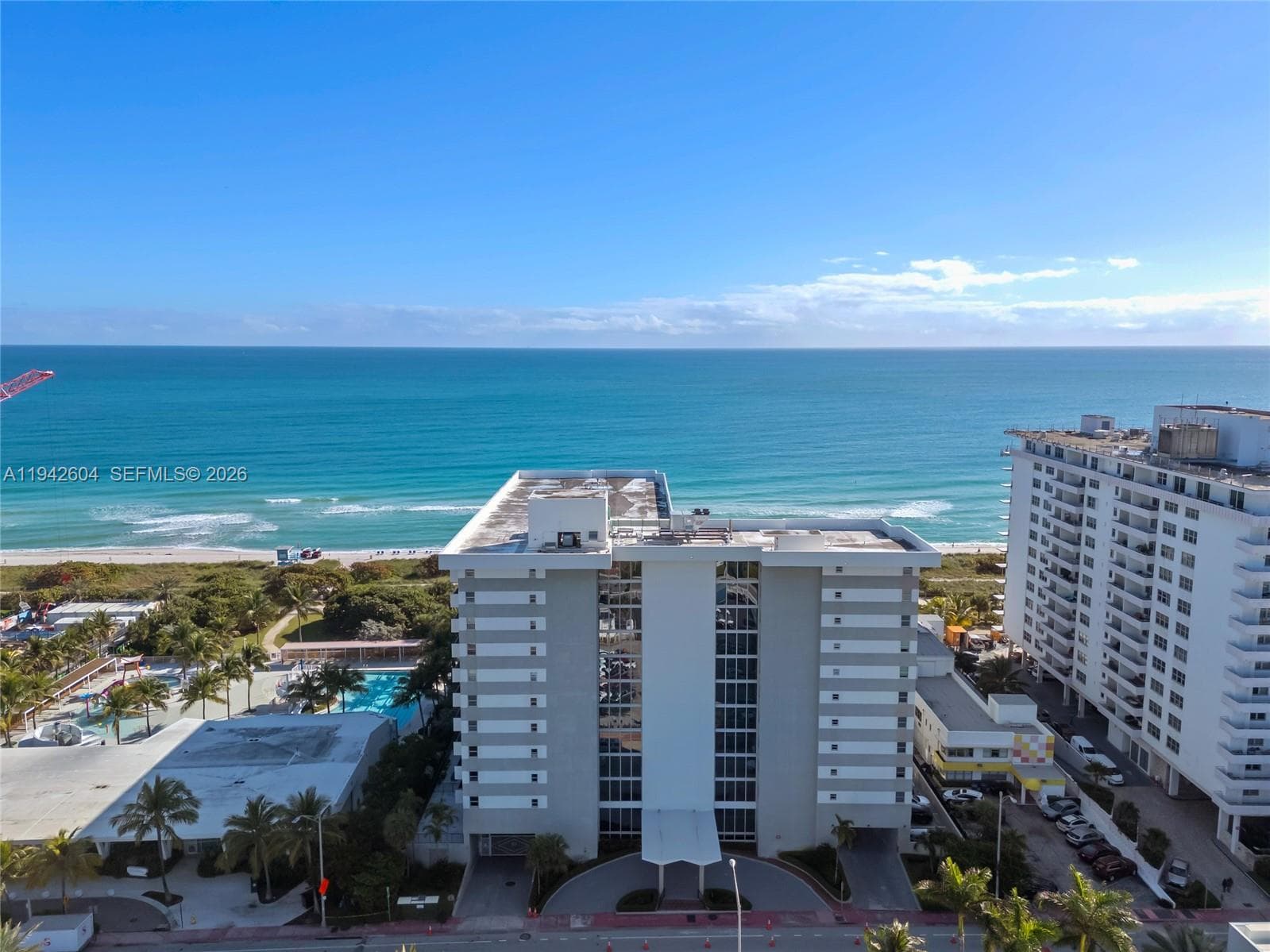 Manatee · #503 in Surfside - Photo 27