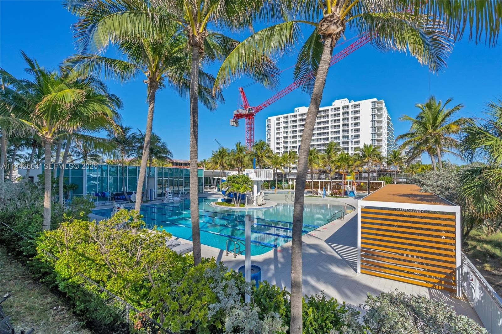Manatee · #503 in Surfside - Photo 28