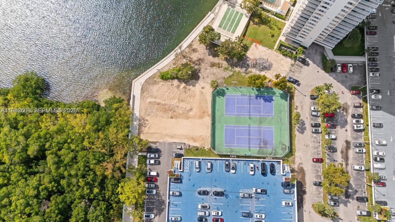 ARLEN HOUSE EAST CONDO · #1024 in Sunny Isles Beach - Photo 22