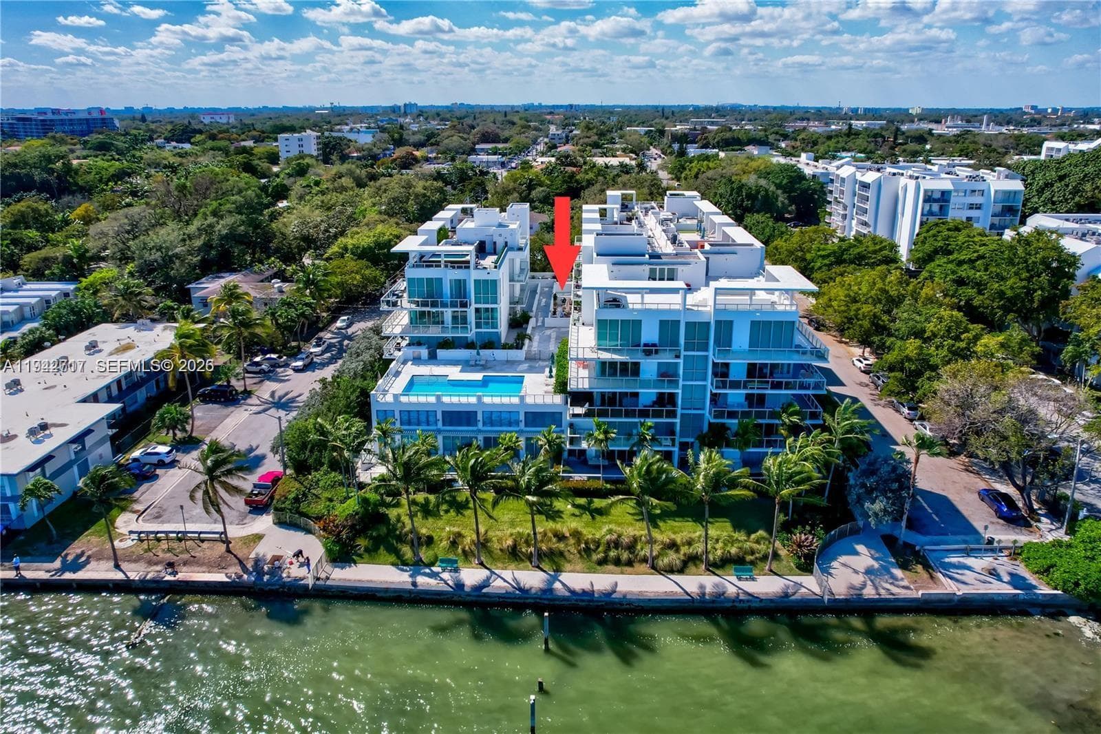 IOS ON THE BAY · #307 in Miami - Photo 16