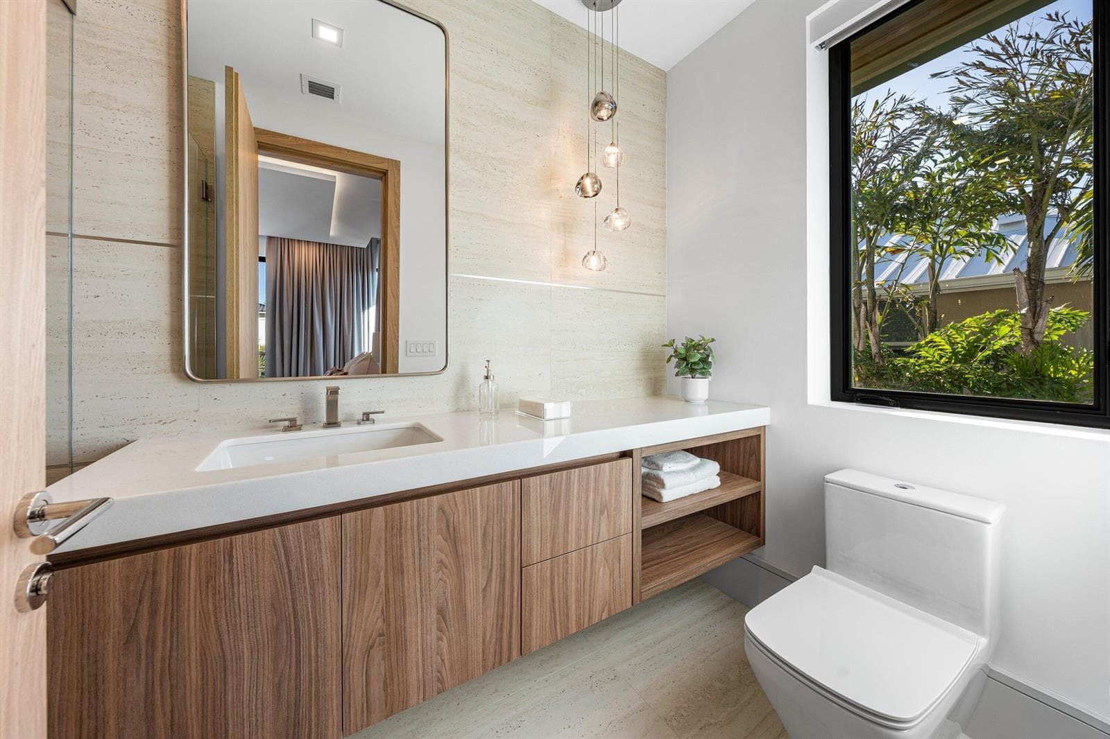 055-234AlexanderPalmRoad-BocaRaton-FL-33
