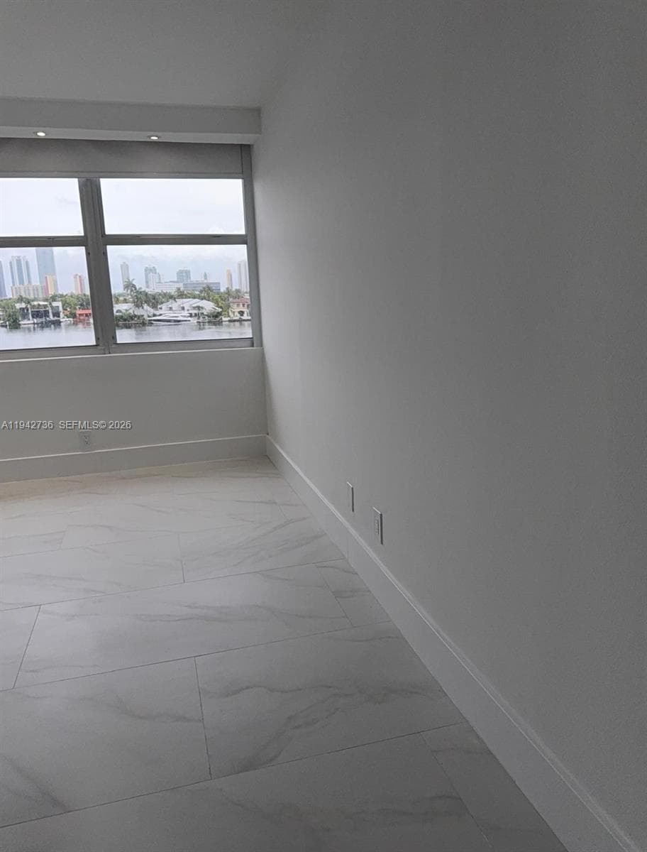 REEF SOUTH CONDO · #5G BOAT SLIP in North Miami Beach - Photo 12