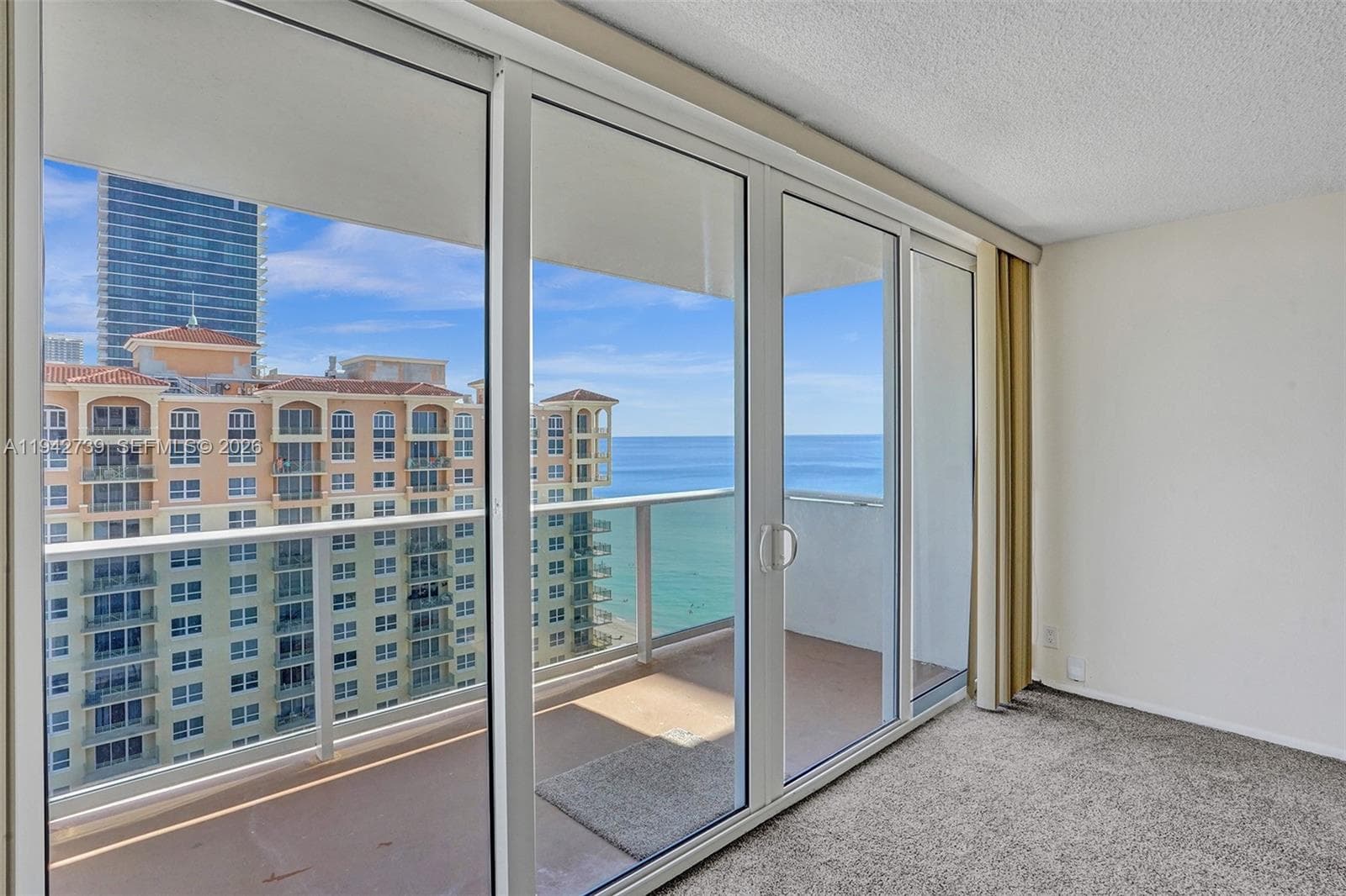 PARKER TOWER CONDO · #1909 in Hallandale Beach - Photo 16