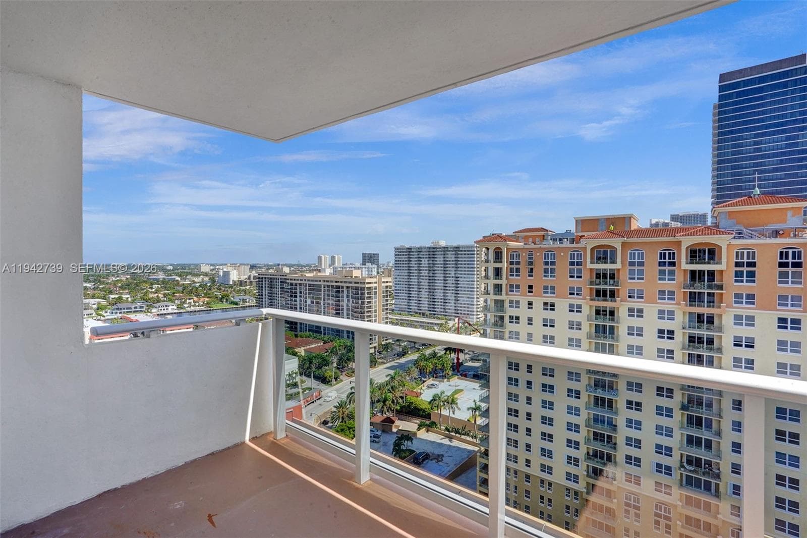 PARKER TOWER CONDO · #1909 in Hallandale Beach - Photo 26