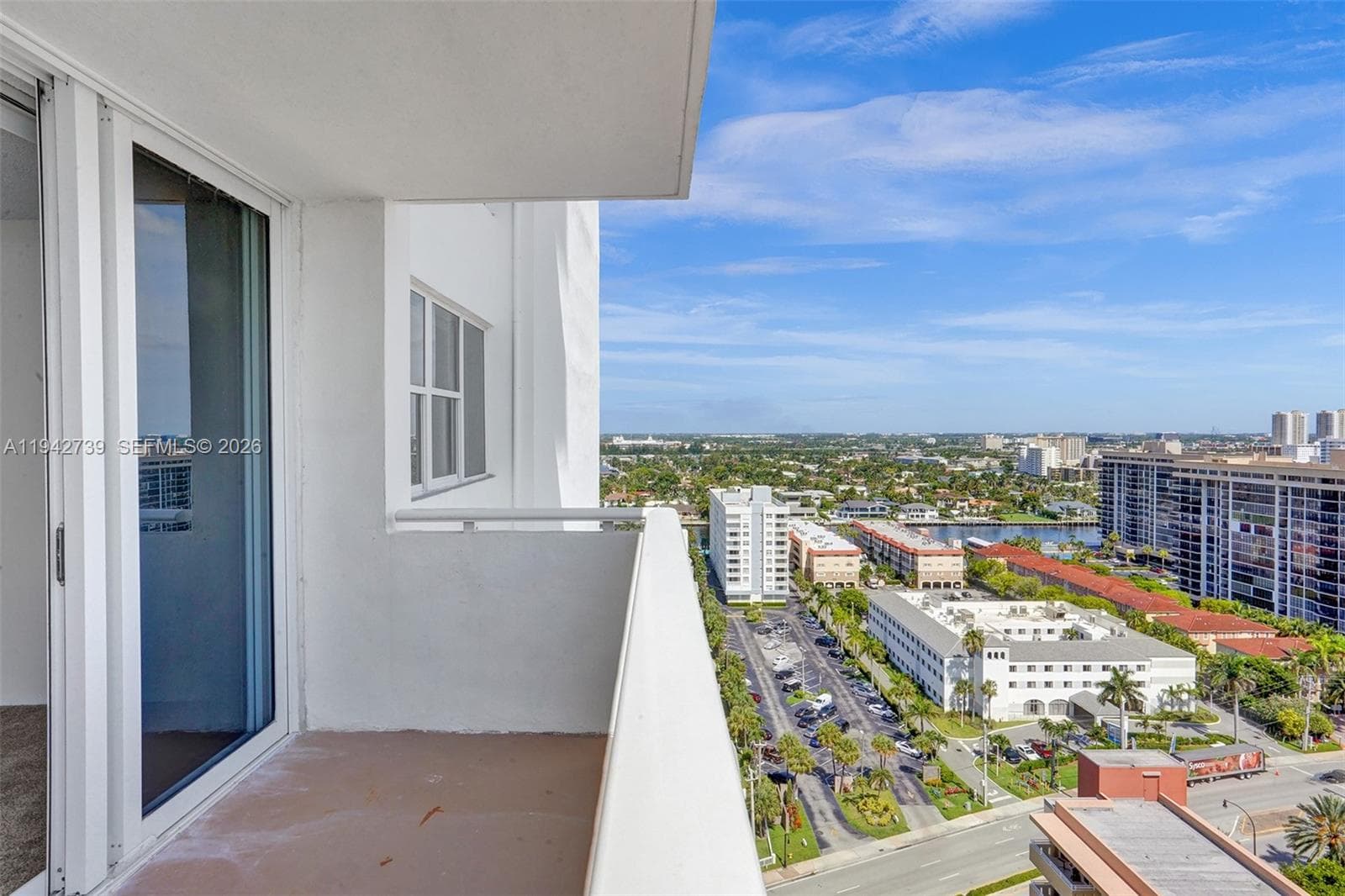 PARKER TOWER CONDO · #1909 in Hallandale Beach - Photo 3
