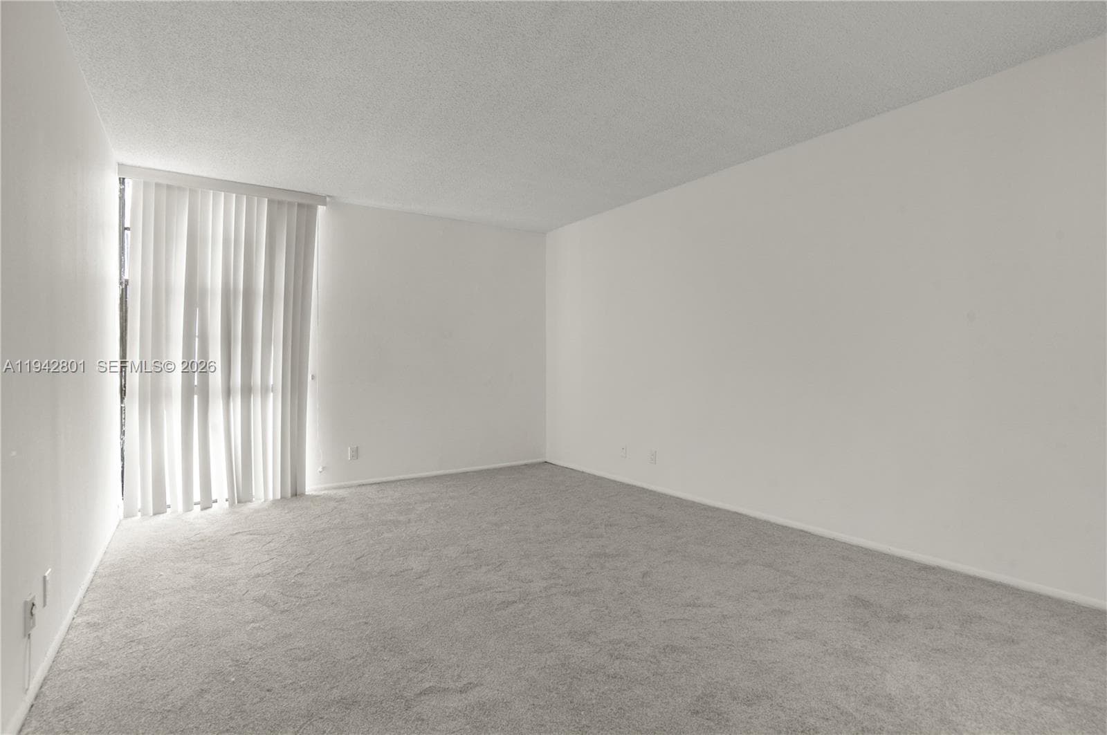 BISCAYA III CONDO · #607 in Aventura - Photo 16