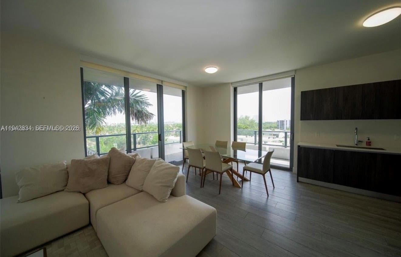 AVENTURA PARKSQUARE RESID · #610 in Aventura - Photo 3