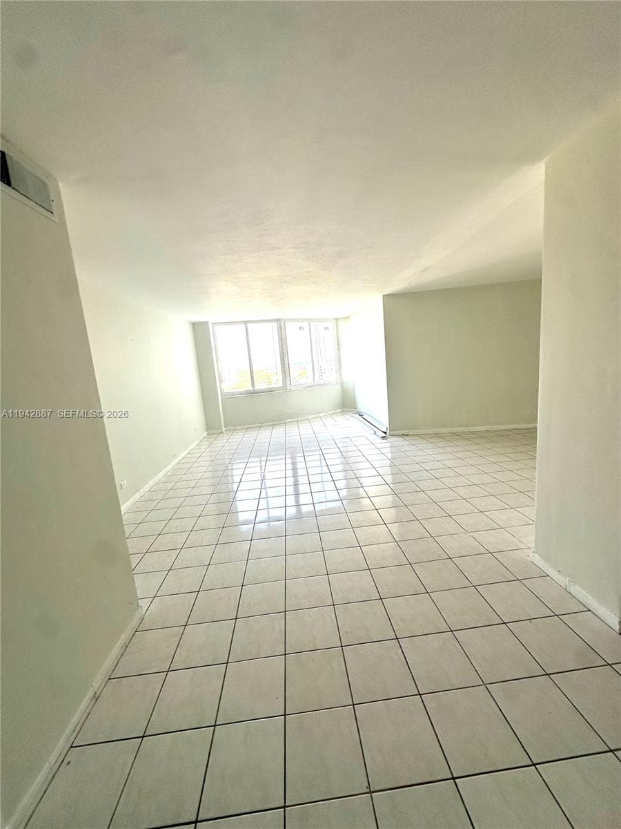 PARKVIEW POINT CONDO · #10G in Miami Beach - Photo 1