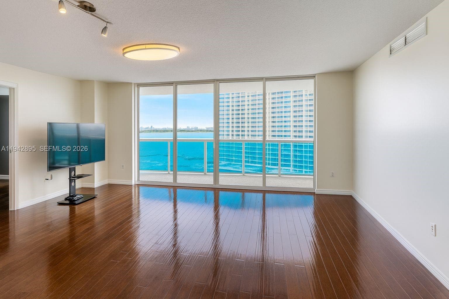 THE BRIDGEWATER CONDO · #1106 in North Bay Village - Photo 27