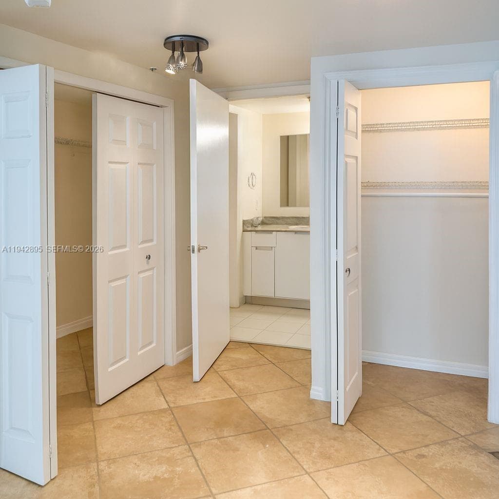 THE BRIDGEWATER CONDO · #1106 in North Bay Village - Photo 33