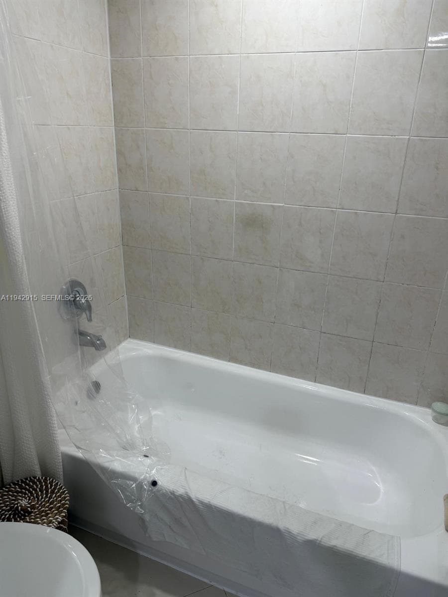 ARLEN HOUSE EAST CONDO · #1611 in Sunny Isles Beach - Photo 8