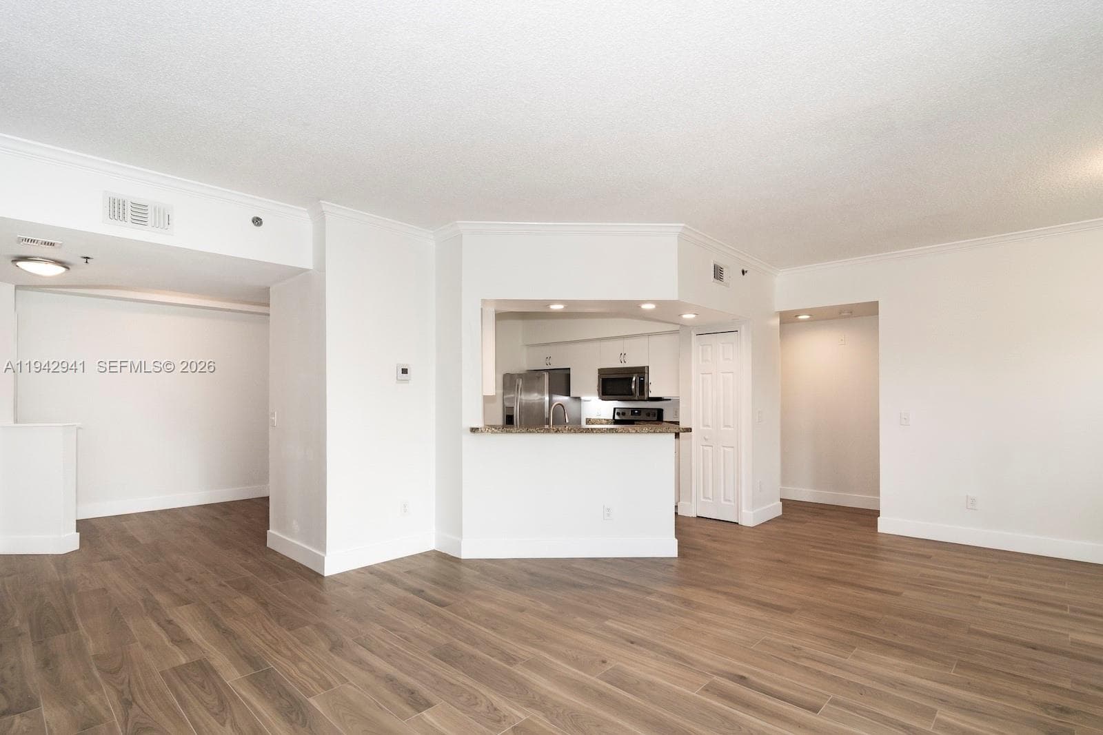 VILLAGE BY THE BAY · #14301 in Aventura - Photo 7