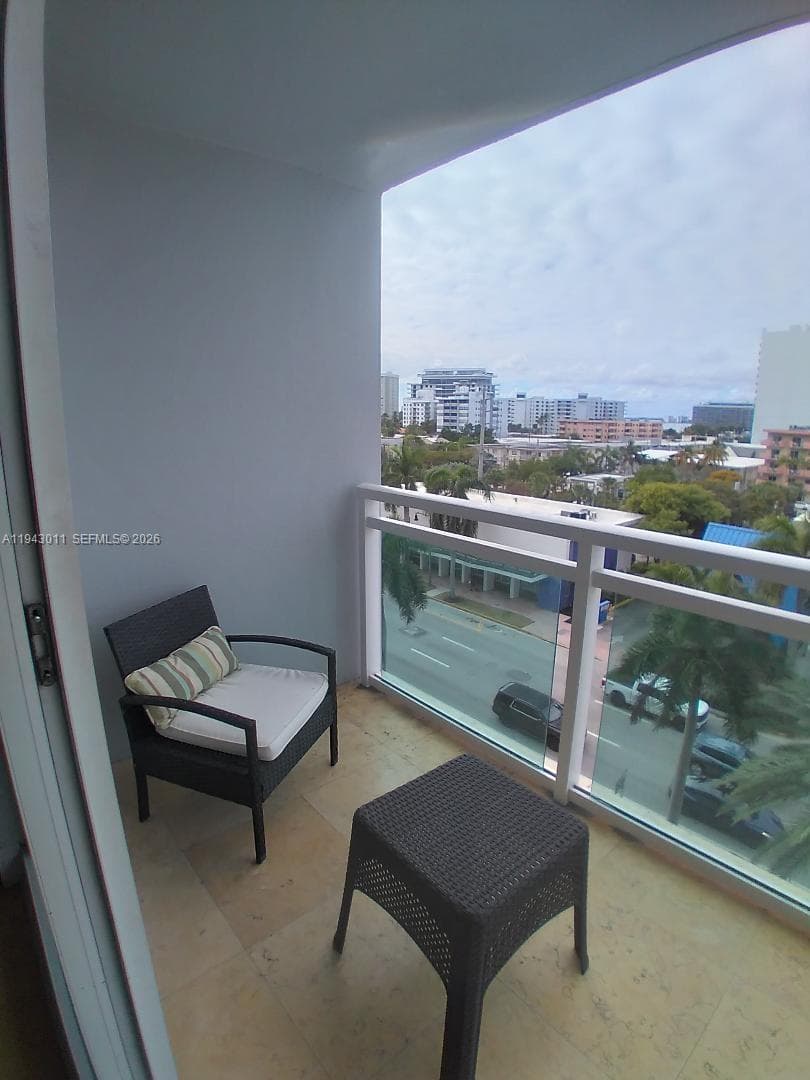 THE COLLINS CONDO · #722 in Miami Beach - Photo 6