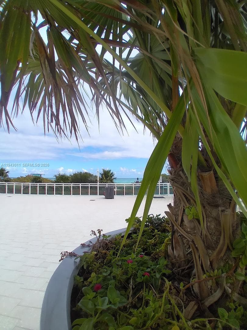 THE COLLINS CONDO · #722 in Miami Beach - Photo 22