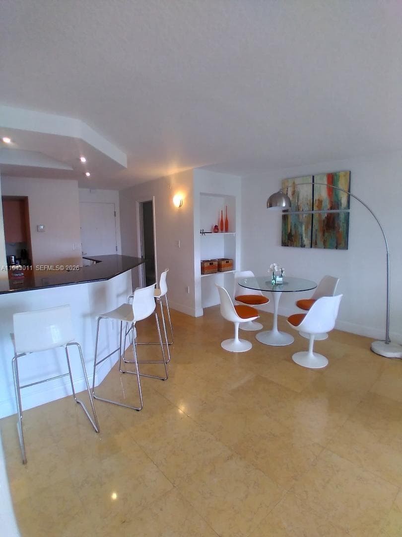 THE COLLINS CONDO · #722 in Miami Beach - Photo 7