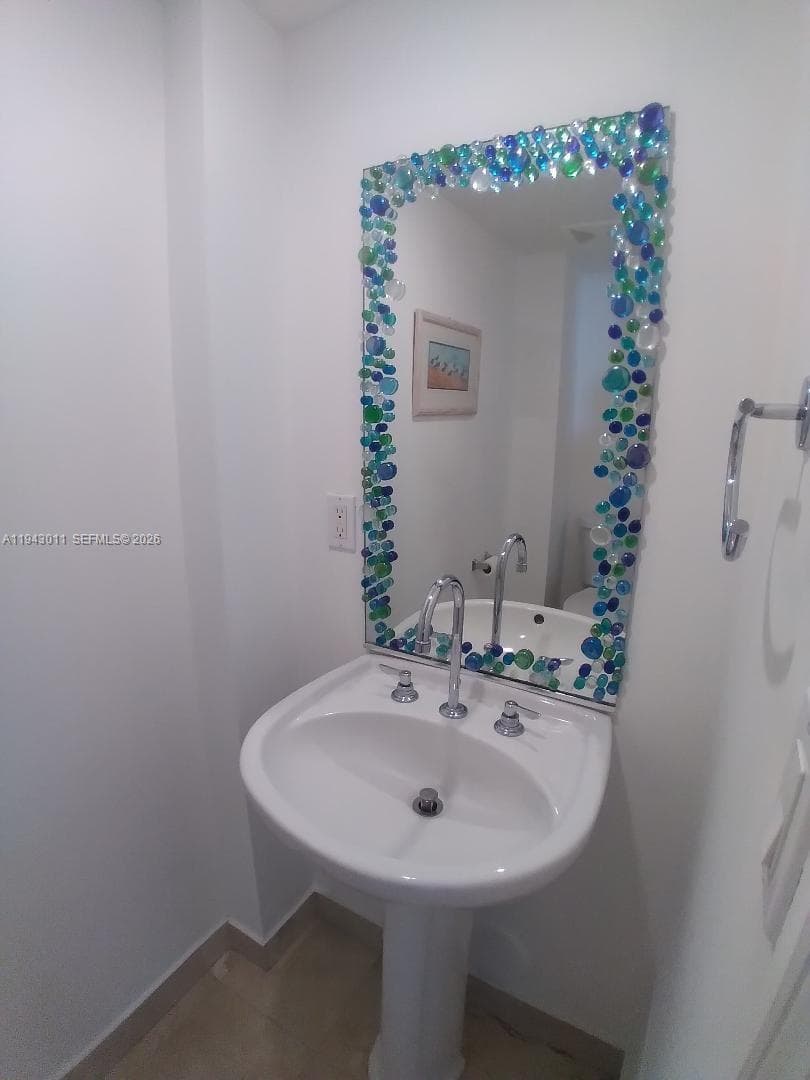 THE COLLINS CONDO · #722 in Miami Beach - Photo 11