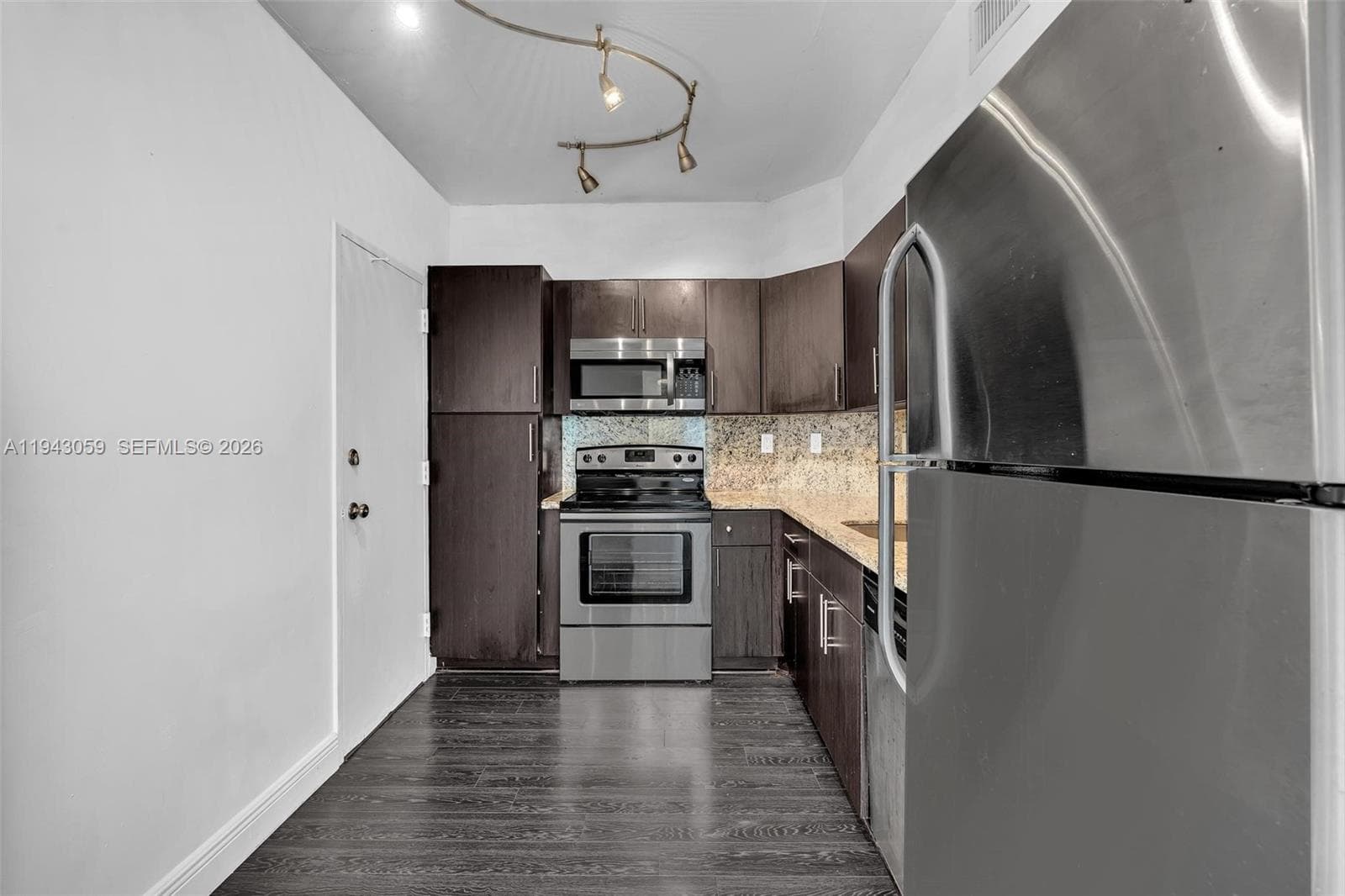 Arlen House West · #228 in Sunny Isles Beach - Photo 10