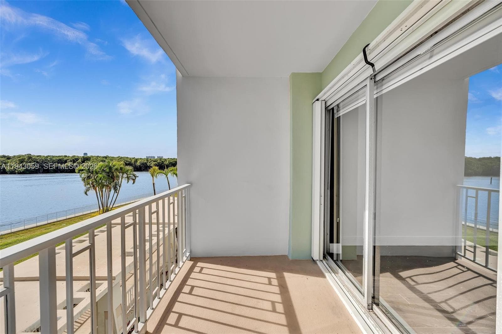 Arlen House West · #228 in Sunny Isles Beach - Photo 49