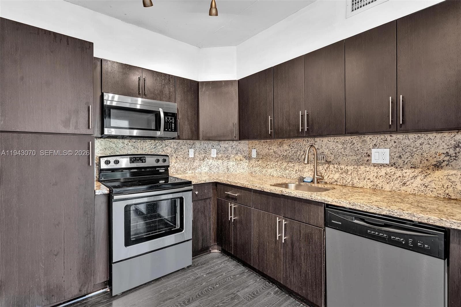 ARLEN HOUSE WEST CONDO · #228 in Sunny Isles Beach - Photo 11